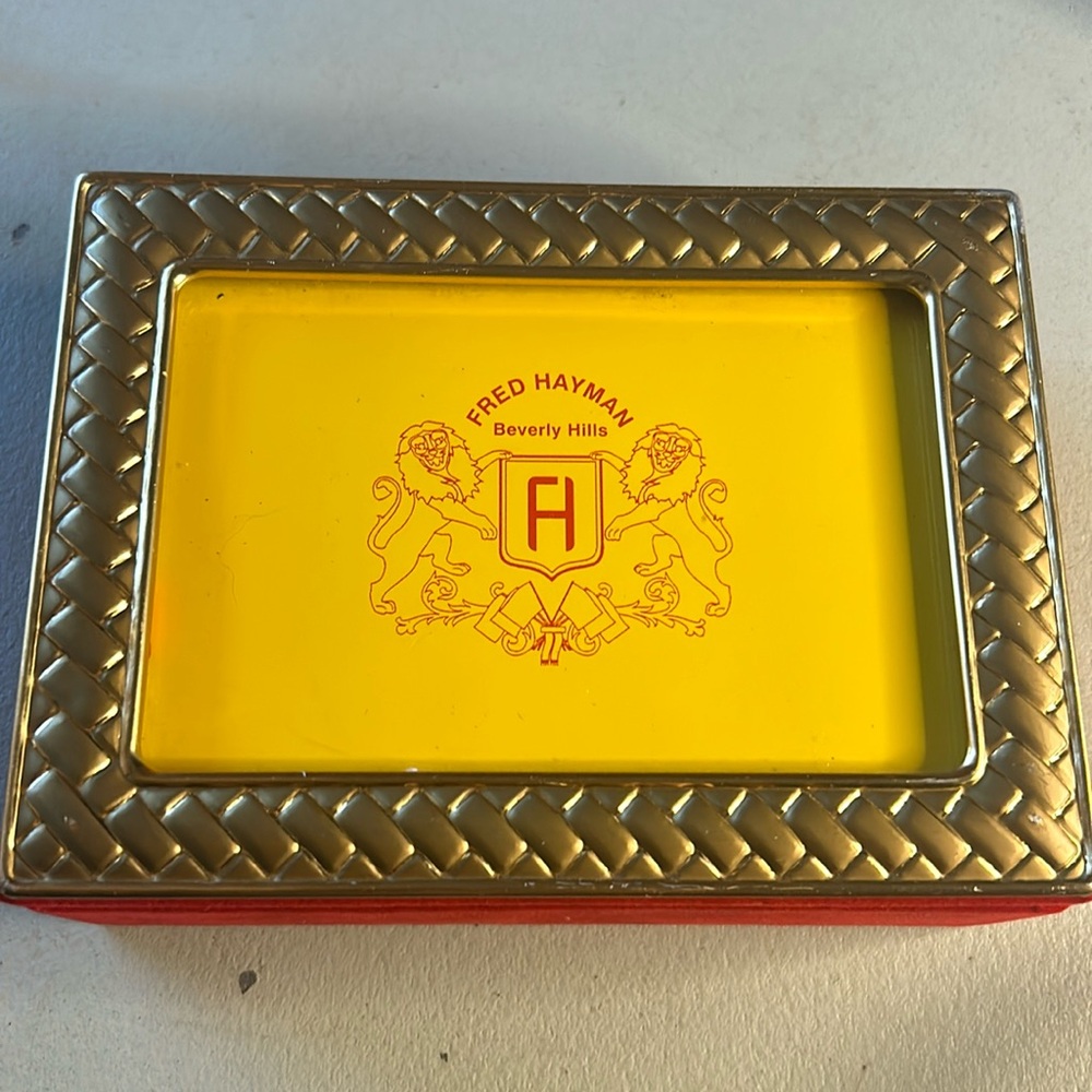 Fred Hayman Beverly Hills
Jewelry Box Gold Frame
